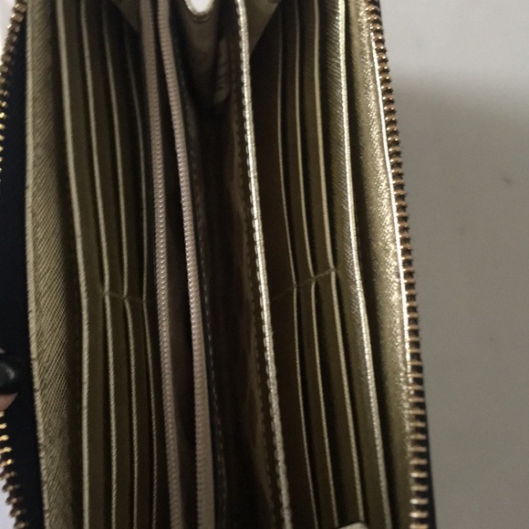 Kate Spade wallet - Picture 6 of 8